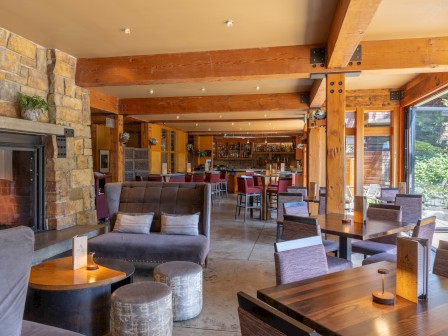 Willows Lodge